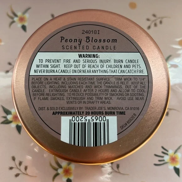 TRADER JOE’S Candle Peony Blossom Scented Rose Gold Tin container - Picture 3 of 3